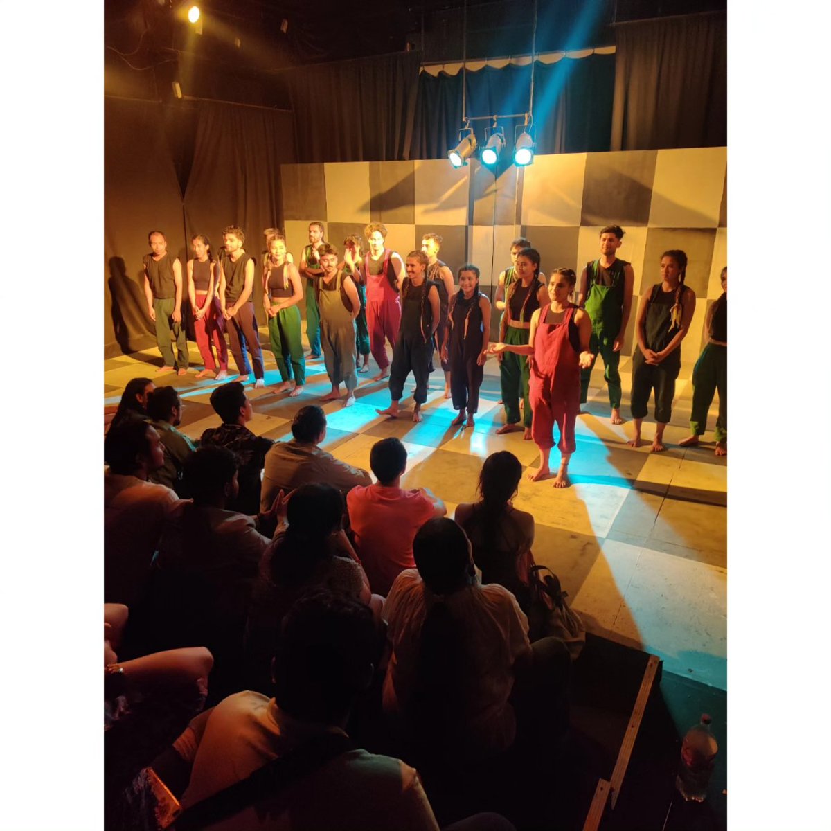 kathaghera's tweet photo. Fantastic première of #likeletsabhinayagarau at #kausitheater on it's #fifthanniversary 
So overwhelmed and grateful. Play runs everyday at 5:30pm. Saturday 1pm too. Come watch. https://t.co/6UbHSVyWxt