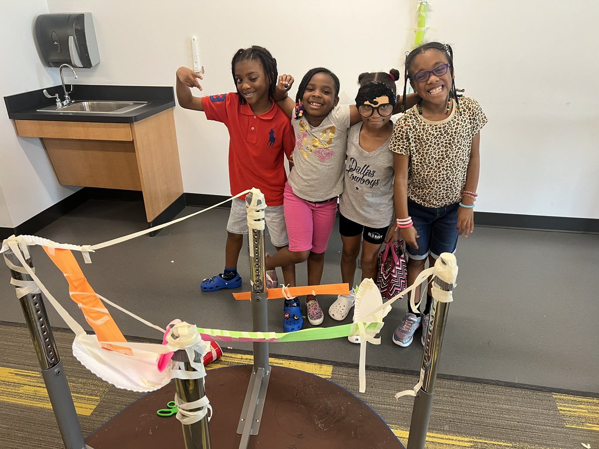 arethahudson's tweet photo. Making a Star mountain @ChallengeIsland #KJTMASummerSafari
@taylord2win @yolandahanspard
Great things are happening during our summer experience.

 @kiddo https://t.co/NZcTv3fc8I