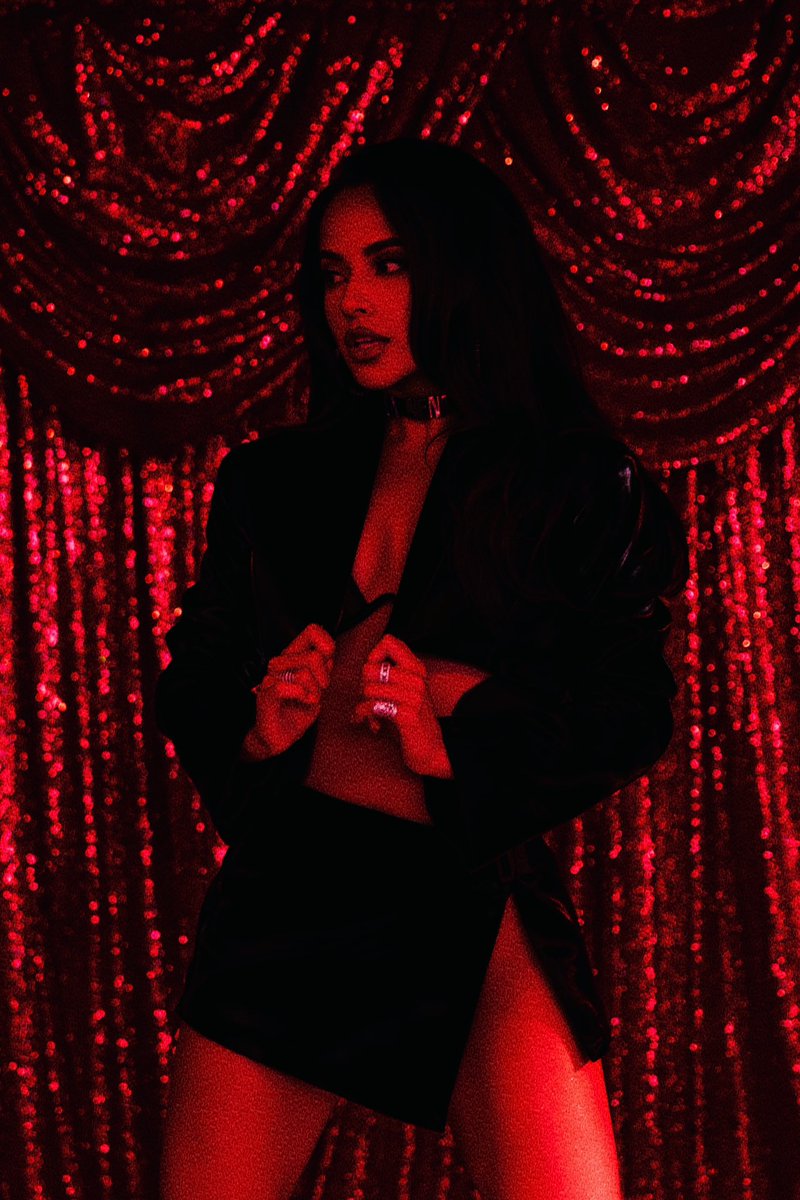 iambeckyg's tweet photo. “LA NENA” feat. ???? sale 6.28 💋 pre-save now!!! ✨🫶🏽  https://t.co/oZSA8vVNVJ https://t.co/qT7D9fO6RA