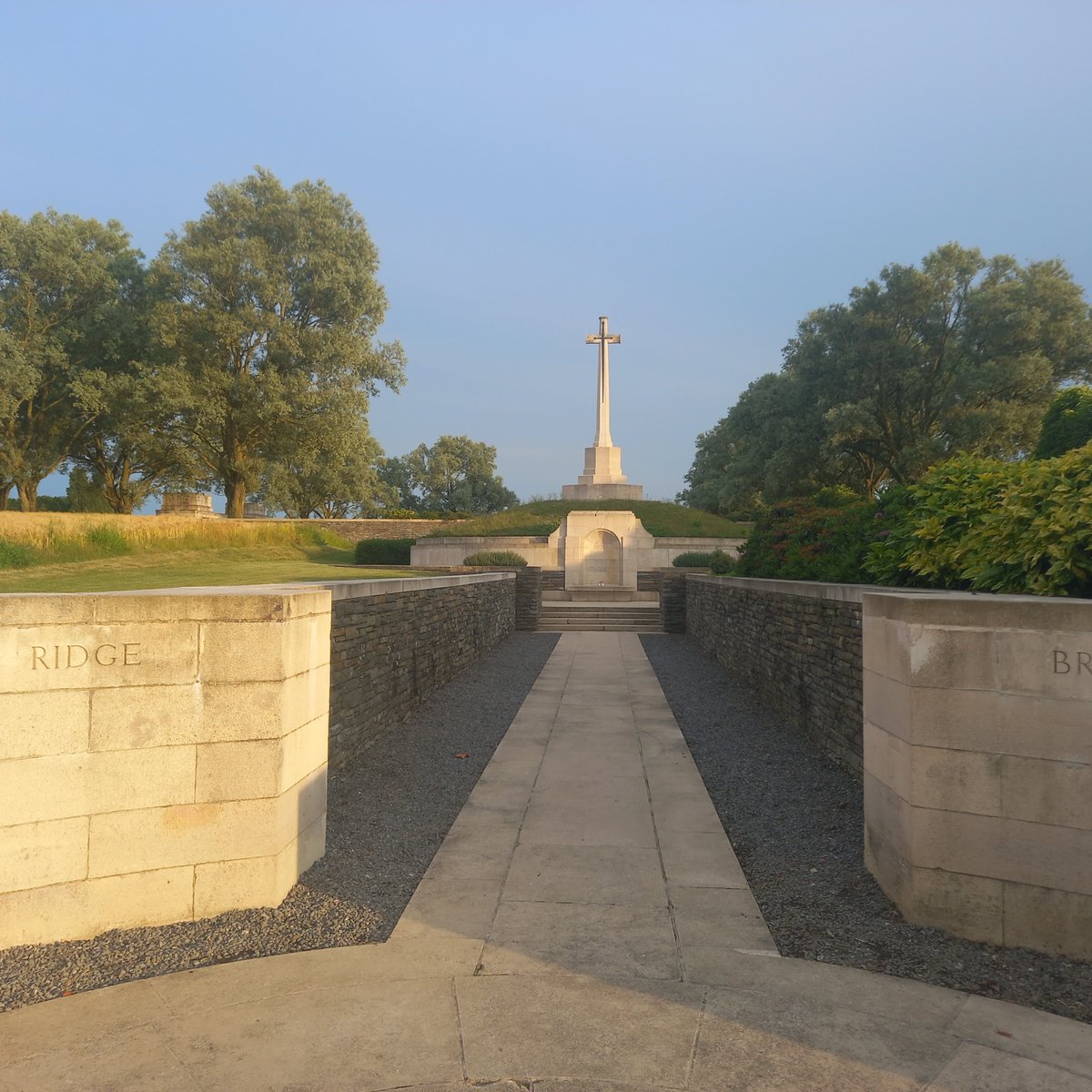 LornshillSocSub's tweet photo. The Battlefields Experience for the @Lornshill 7th Pals Battalion concludes with our own private ceremony at Menin Ridge Cemetary. Our young people have had a thought-provoking tour, and have conducted themselves in a respectful manner throughout. We're very proud of all the Pals https://t.co/B9IGkU4DSU
