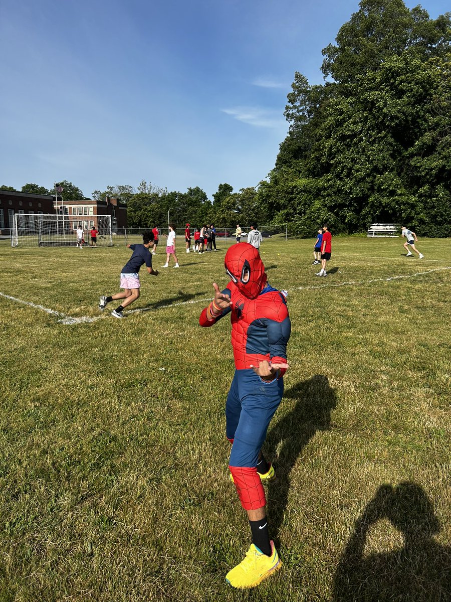 CoachCallaway_'s tweet photo. Field day was a huge success at WJHS! @WJHSPE  @WJHS75  @WCSDEmpowers https://t.co/ZAdUreky6M