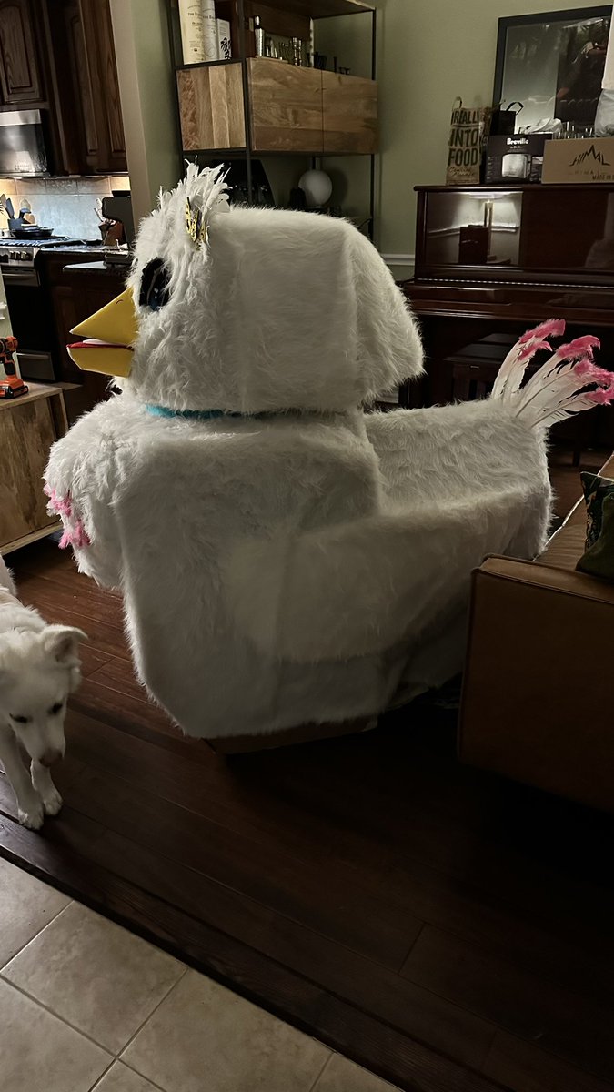 KloverParty's tweet photo. Last year I made this Filo cosplay from #RiseOfTheShieldHero but in the end I didn’t complete it and never wore it to a con. 

After over a year of moving it from room to room, it’s time to finally say goodbye. She’s being broken down and tossed out unfortunately. 🥲😭😭 https://t.co/NSJrAYekJR
