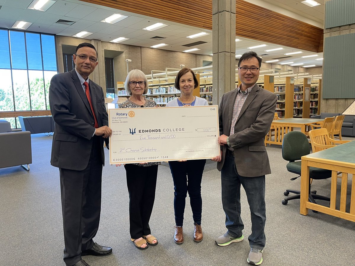 ThisIsWillChen's tweet photo. Edmonds College now has a 2nd Chance Scholarship! Thanks to The Noon Edmonds Rotary Club for adopting my idea and initiating donations to fund this scholarship aim to help individuals who experience homelessness and want get an education at the college level. https://t.co/vsEFroXNTa