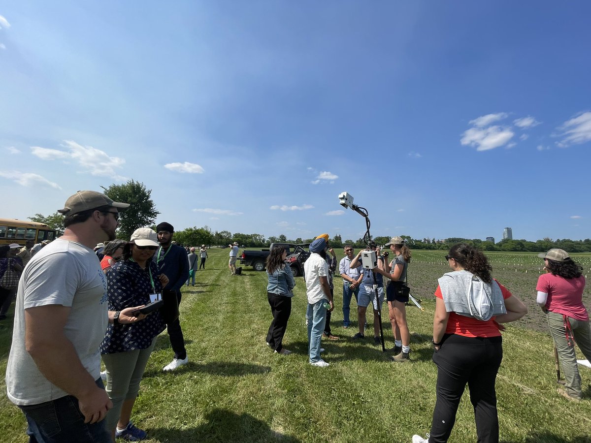 sisananjan's tweet photo. CSA Field day #CanTriSociety2023 @AgronomyCanada @AAFC_Canada @WheatBurt https://t.co/D5yrHTeMmI