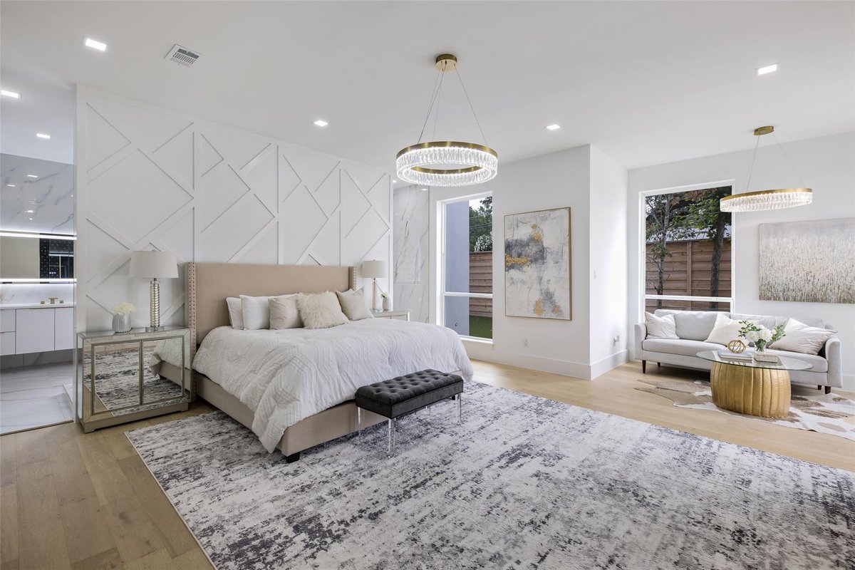benwegmann's tweet photo. My newest listing is officially LIVE 🤩

Listed for $3,199,000 in Dallas, TX

Full gallery posted to my Instagram! IG: Benwegmann https://t.co/9UPIpWs3Mh