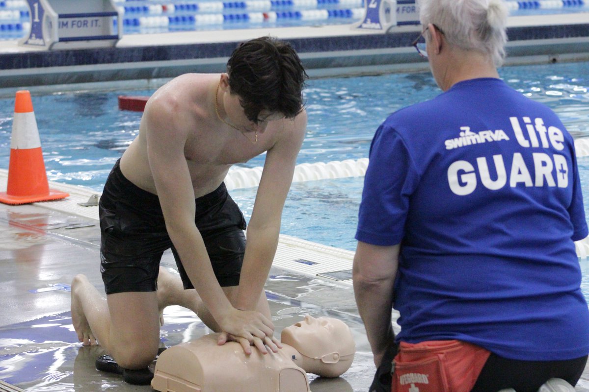 SwimRVA's tweet photo. Rain or shine, lifeguards at SwimRVA continue to improve their knowledge of water safety with Staff Lifeguard In-Service Training! It's important for safety staff to have these training sessions in order to maintain a safe environment.
#SwimRVA #SwimForIt #safetyfirst #Swimming https://t.co/VoRJ0slPbM