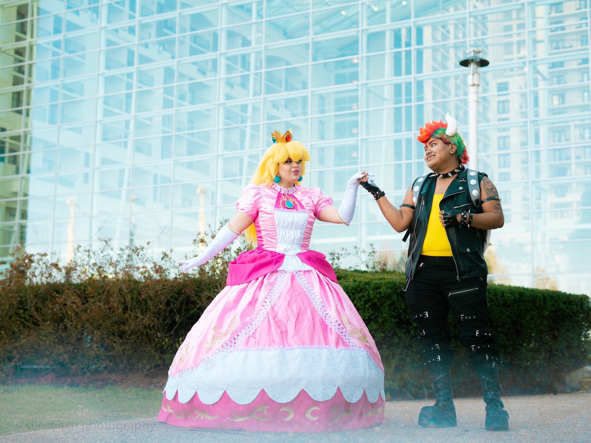 Sooooo, Peach is winning huh?
-
Bowser: @sinningisasin 
📸 @hobbitbrainrot 
-
#SuperMarioBrosWonder #NintendoDirect #katsucon #PrincessPeach #bowser #Nintendo