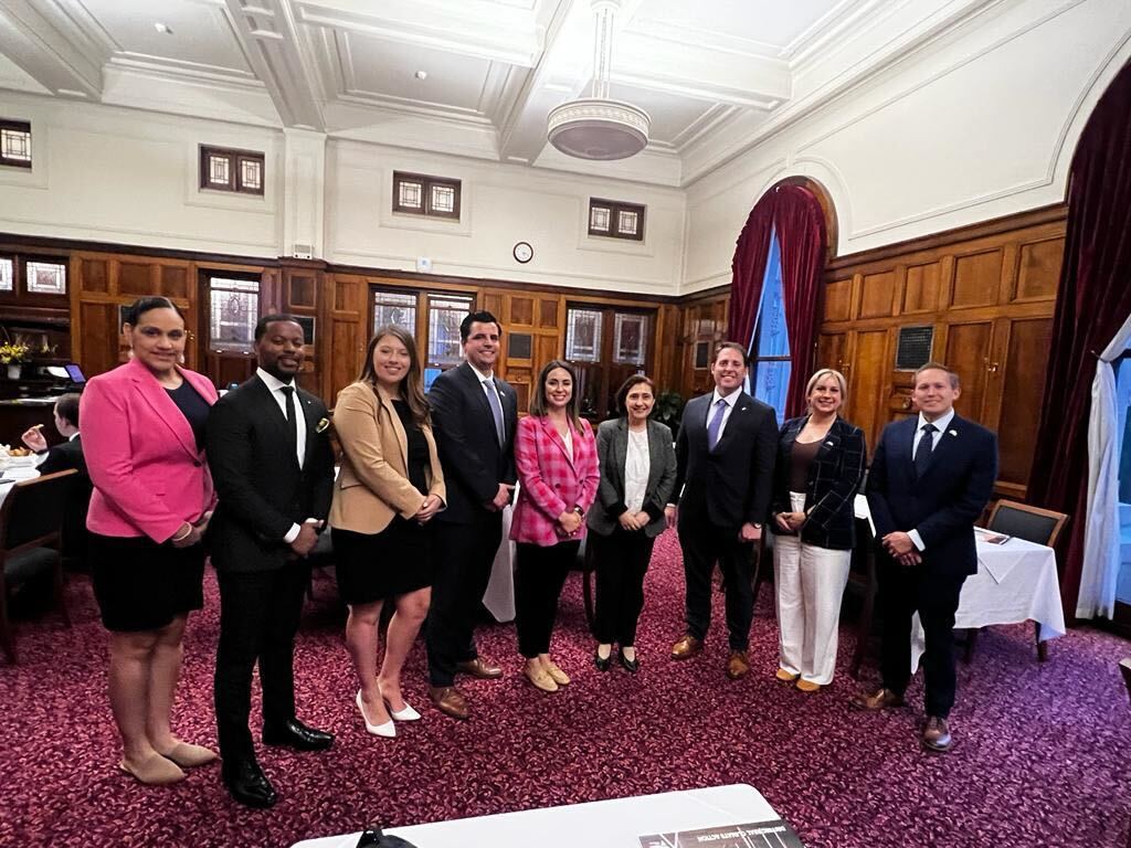 ACYPL's tweet photo. The #acyplDownUnder delegation met with leaders including Speaker of the Victoria Legislative Assembly @mareeedwardsmp and Minister @LilyDAmbrosioMP to discuss climate, education, and business, among other issues. They also visited the Shrine of Remembrance & explored Melbourne. https://t.co/Xk7cqp06sQ
