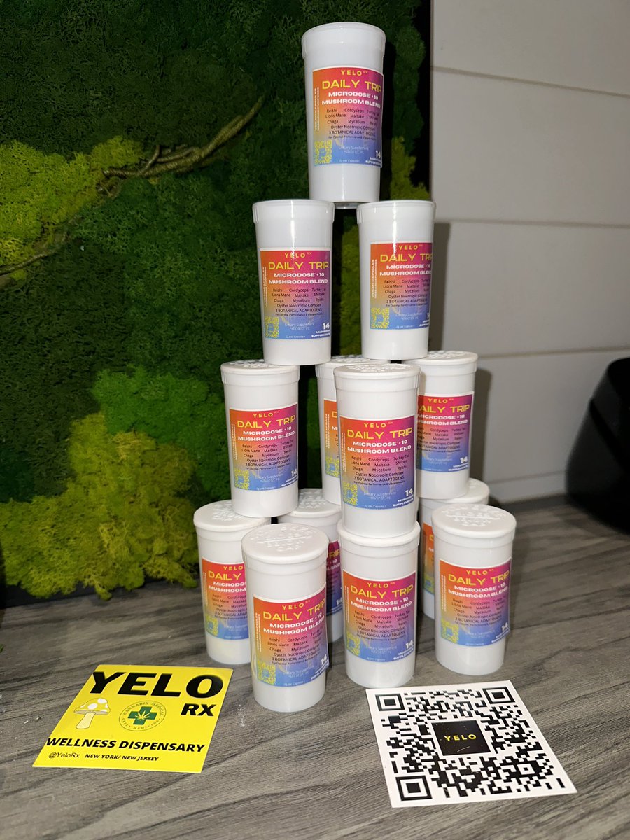 YeloRX's tweet photo. How to micro dose 🍄 
Step 1: Order Daily trip Step 2: take 1 capsule per day step 3: enjoy the effects 💛✨🫱🏾‍🫲🏽 https://t.co/kE3tJ2wkpX https://t.co/YvZpuDl6A2