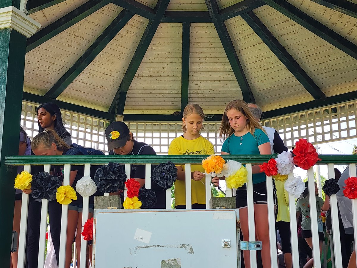 Today, we gathered in Palmer Park with Chief Kelly LaRocca, members from MSIFN, representatives from municipal and provincial governments, and various local schools for National Indigenous Peoples Day.

Learn more about the day and the event at ow.ly/4igJ50OUiQY.