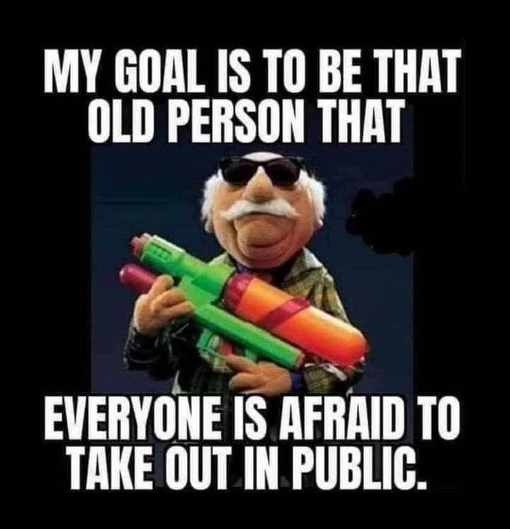 Frankblzs's tweet photo. 😂😂😂👍🏻
#growold
#old
#toooldtodieyoung
#woensdag
#vunzigewoensdag https://t.co/5XNbCh5om7