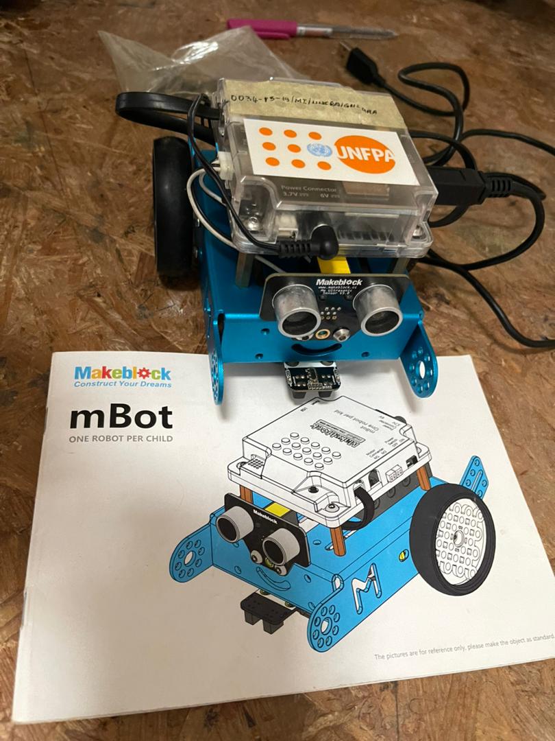 BriceBorisBorg's tweet photo. Ce jour, @IrokoFablab a accueilli un atelier passionnant d'initiation au coding et à la robotique, dans le cadre de la semaine africaine de la Science au Bénin. Merci à @vidjinnangniG, @francoffi qui étaient aux commandes.
#ASW2023 https://t.co/VYcKN6iicp