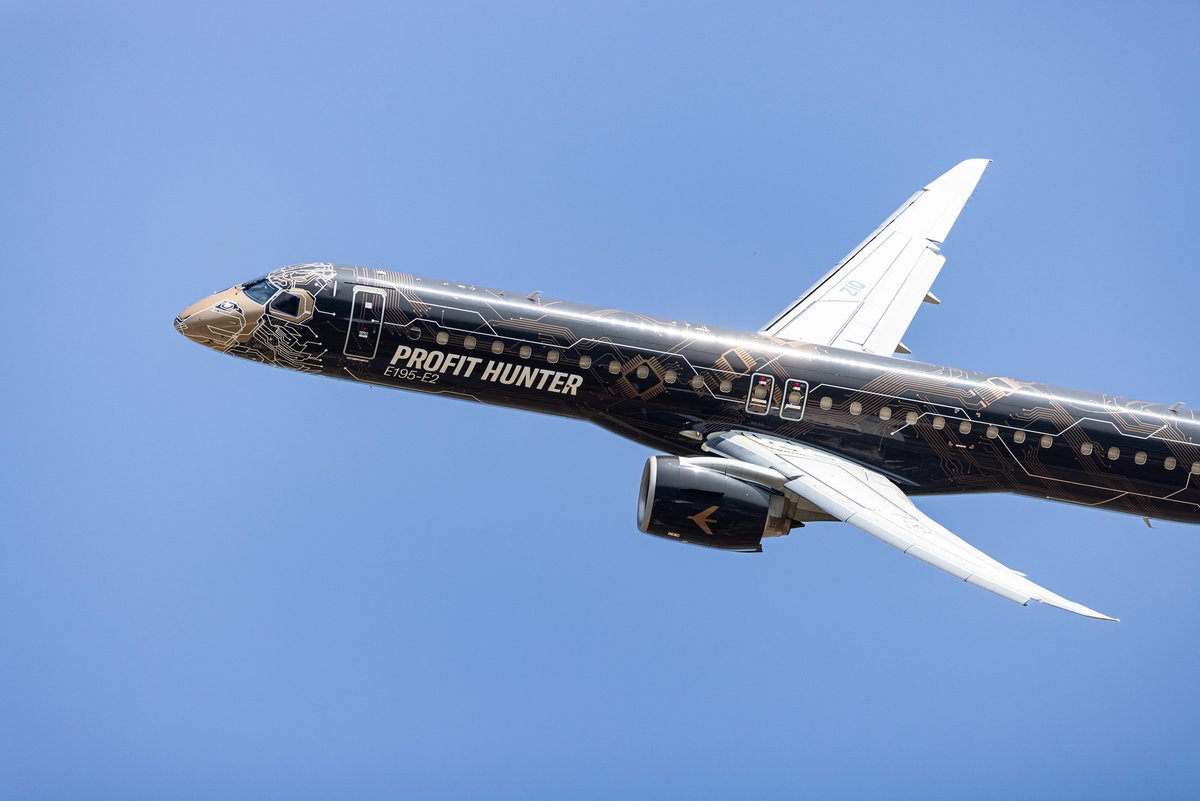 embraer's tweet photo. Day 3 of the #ParisAirShow is officially over and we can't wait for tomorrow! We want to thank everybody that visited us at Chalet #300 today. 

#Embraer #WeAreEmbraer #EmbraerStories #PAS2023 #SalonduBourget #EmbraeratPAS23 https://t.co/il8zE8RtZA