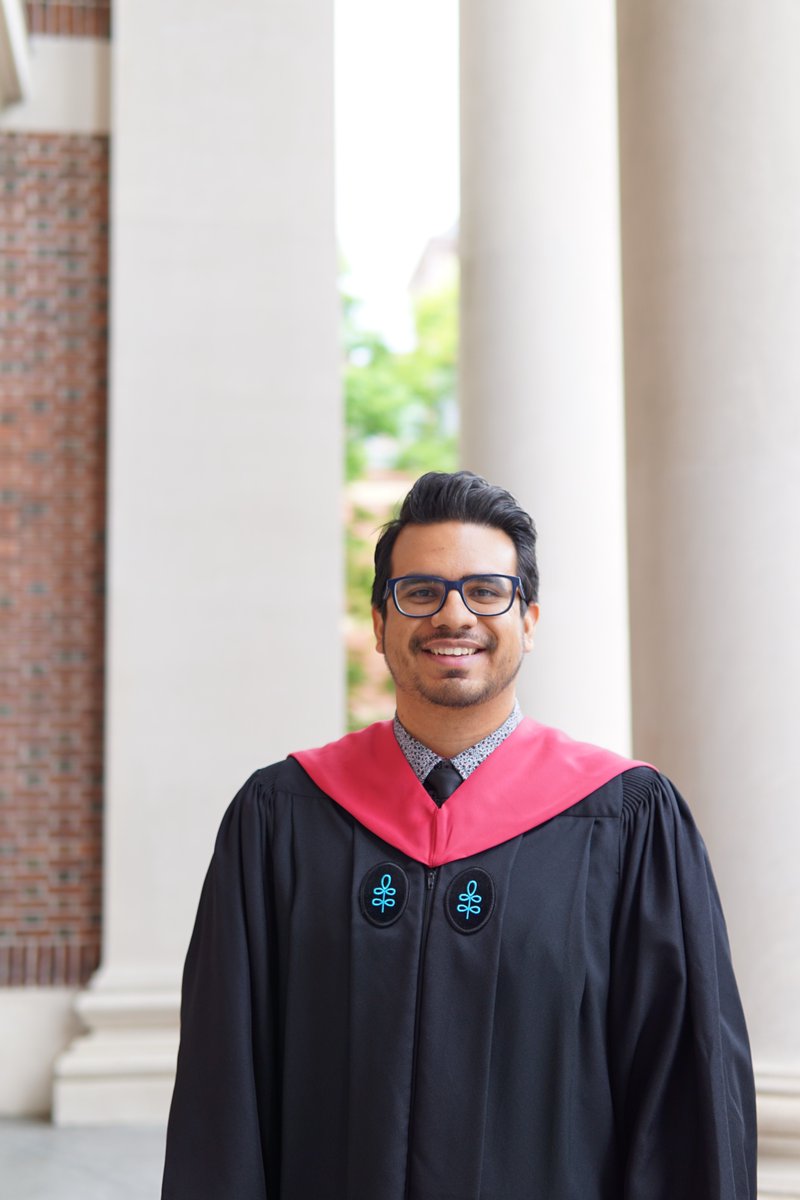 #OrgulloESEN | ¡Felicidades por culminar tus estudios de posgrado en Harvard, <a href="/mauricioamaya16/">Mauricio Amaya</a>! 🎓

Estamos seguros de que tu determinación, deseo de superación y pasión te llevarán muy lejos. Te deseamos lo mejor en todos tus proyectos. 🙌🏼

#TuPuntoDePartida #SomosESEN