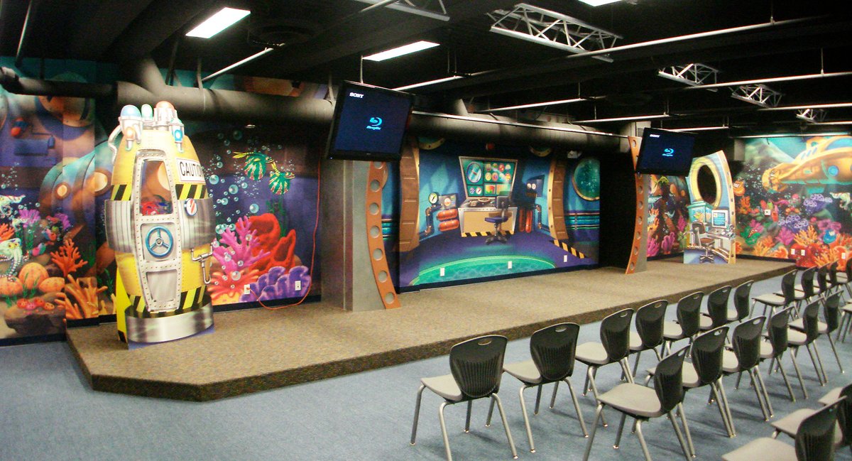 WackyWorldS's tweet photo. Whether you're hosting a corporate conference, a theatrical production, or even adding a permanent stage to your themed space, the right stage design can create a memorable and immersive experience for your audience.
https://t.co/dTlTDeZxIM
#stagedesign #stageset #backdrop https://t.co/xpe7tUlo1J