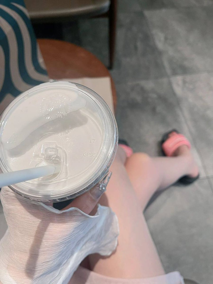 noria116's tweet image. eating#Egg bread