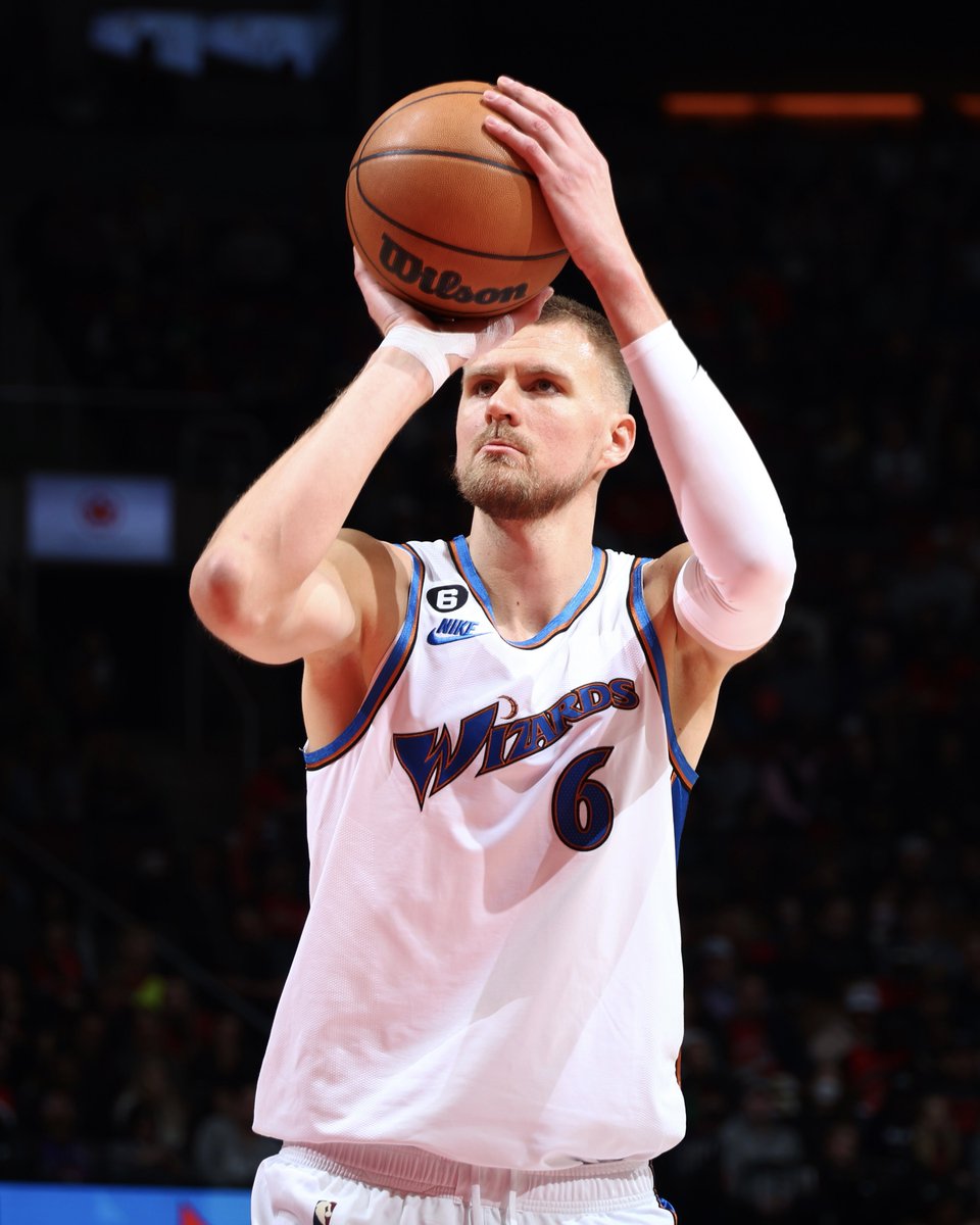 BleacherReport's tweet photo. Celtics are closing in on a three-team trade to acquire Kristaps Porziņģis, sending Malcolm Brogdon to the Clippers, and Marcus Morris plus draft compensation to the Wizards, per @ShamsCharania https://t.co/qFVshz0n8P