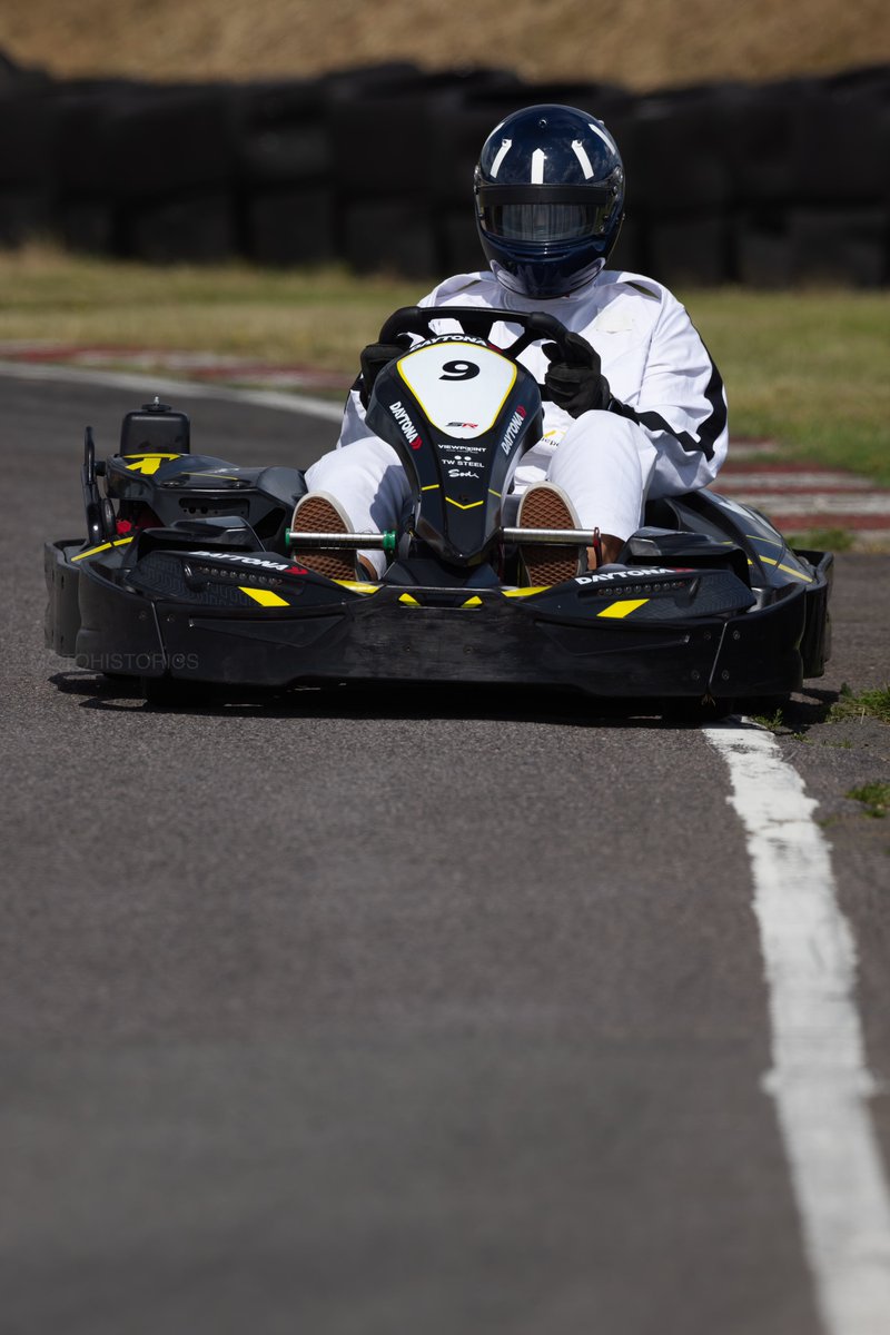 motohistorics's tweet photo. H A L O W @HillF1 #DamonSaysDonate #thehalowproject #karting #johnnyherbert #charity #WednesdayMotivation 📸rob overy https://t.co/rpj4nG7n6G