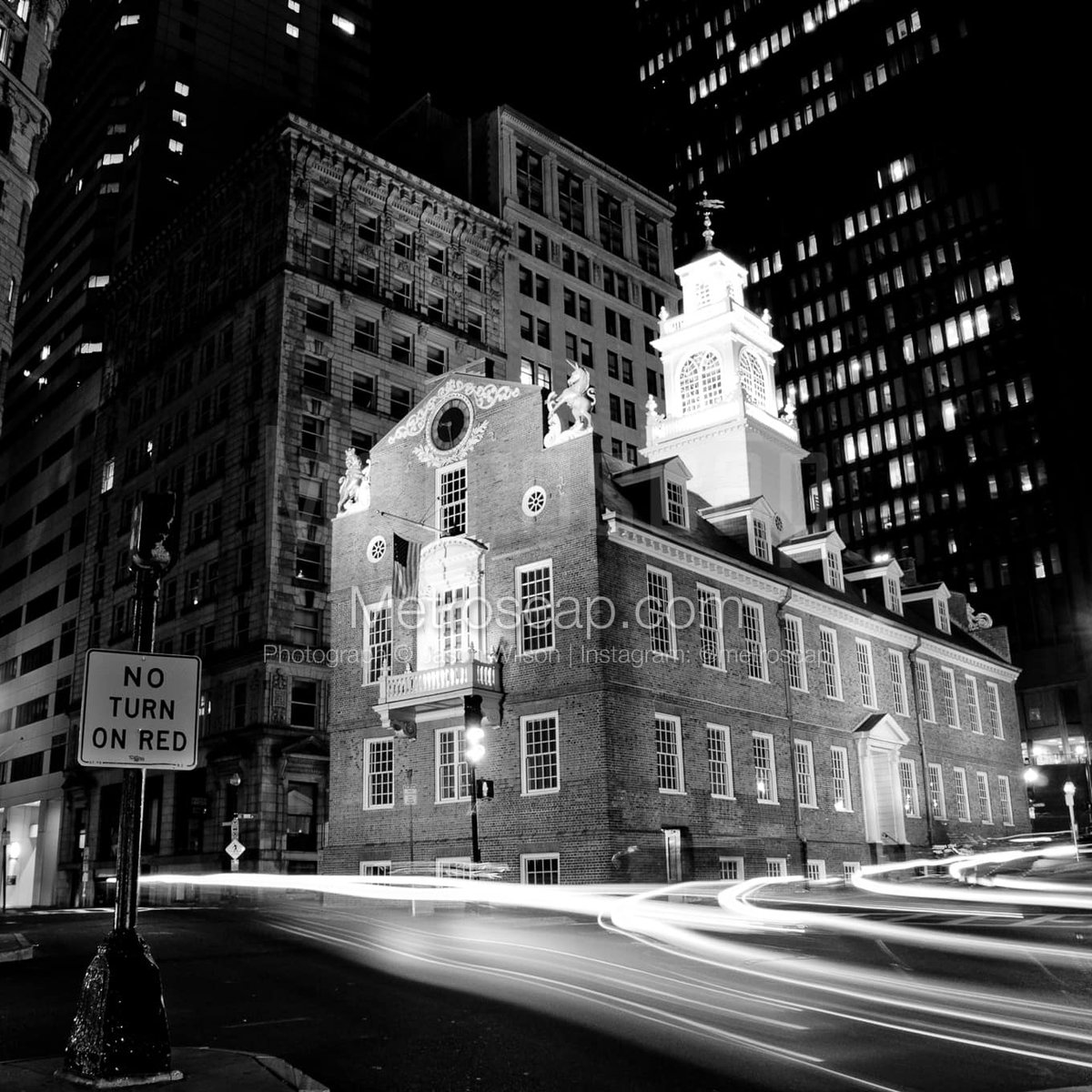 Boston canvas Black & White: Old State House #boston #bostonUSA #bostondotcom #fenway #fenwayPark #617 #BlackWhite | metroscap.com/boston-citysca…