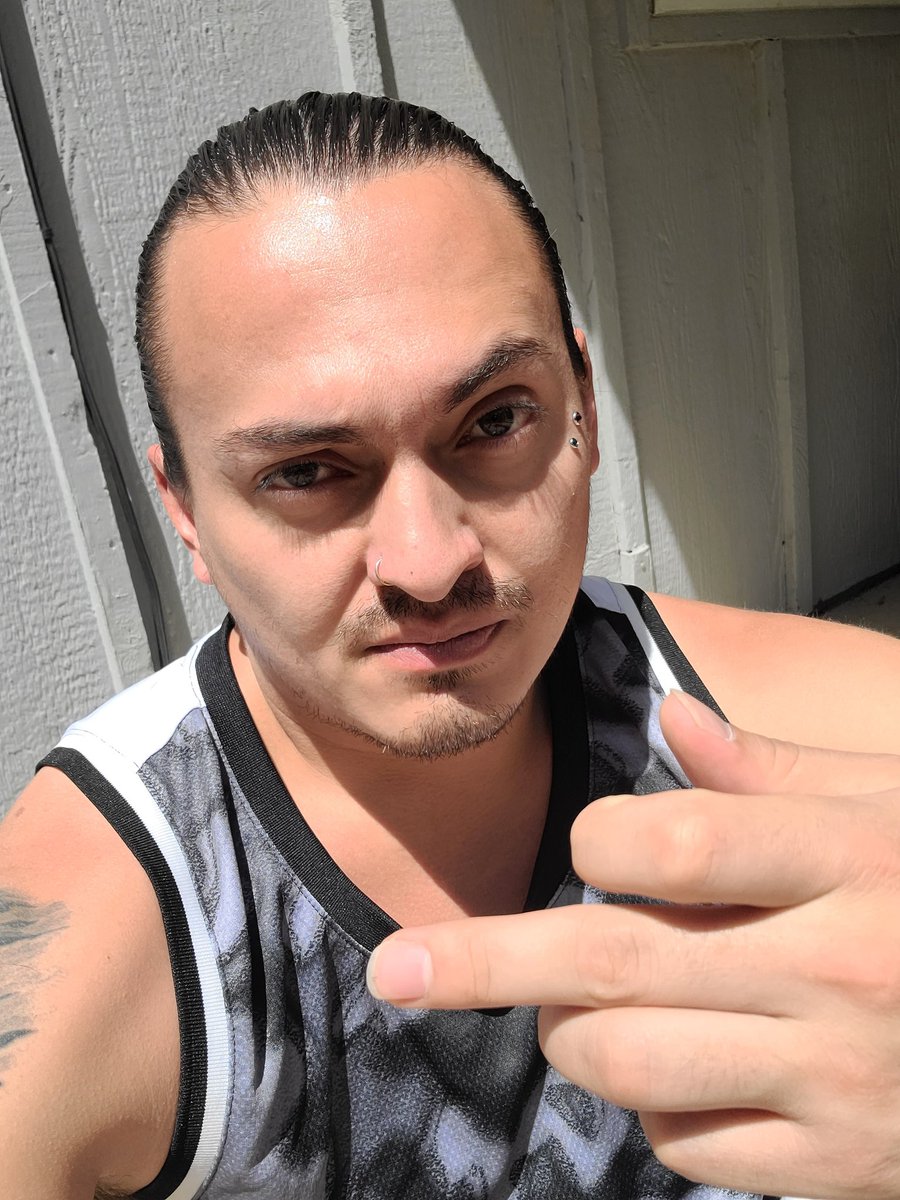 MasterStallion1's tweet photo. Ready for a pickup game. Which of you filthy cash cu*ts  are ready to be drained? Someone is licking the sweat off my feet. Get in the DMs, RT or just send! Try harder! Fight for my attention!

#findom #cashfag #paypig #cashmaster
#gaydom https://t.co/huQwHY989w