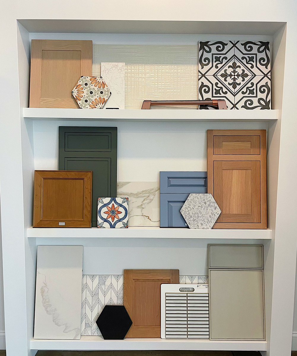 We've just received brand new samples and updated our trends display today in our showroom! 

Featuring two stunning Waypoint finishes: Cherry Amber and Mist! 🎨
Absolutely beautiful ✨

#InteriorFinishes #CherryAmber #Mist #ShowroomDisplay #NewSamples #dRemodeling #Philadelphia