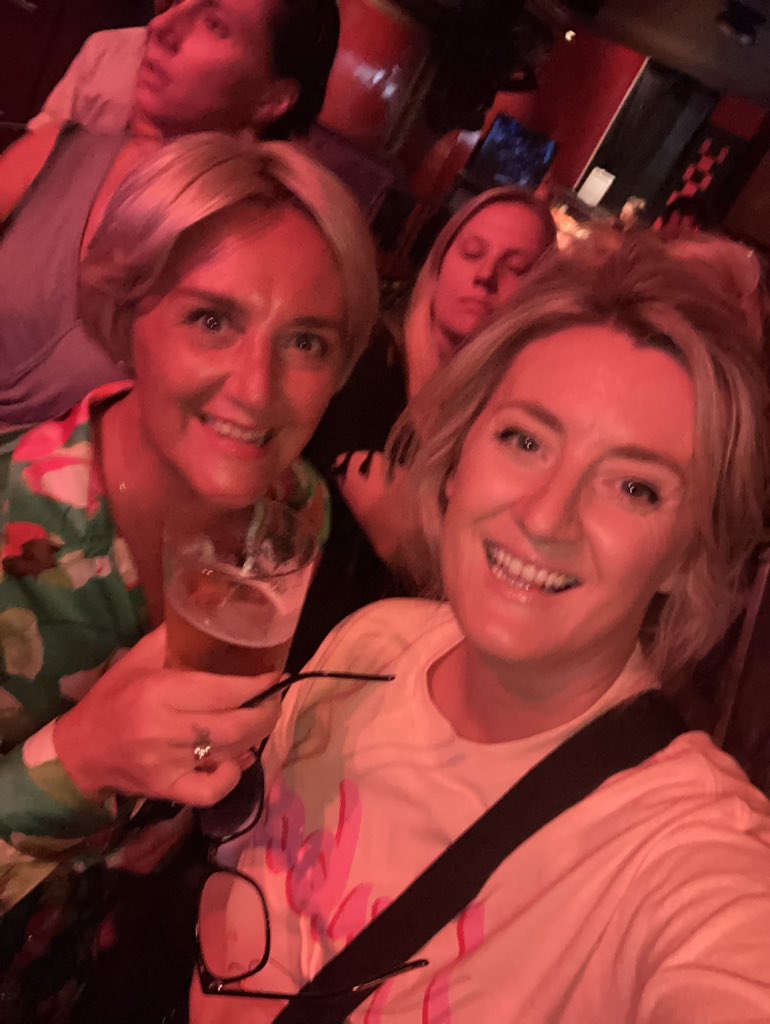 craftymua's tweet photo. If I ever needed a good old @takethat concert in my life it is now! Bloody brilliant night @GaryBarlow ❤️ sounded amazing! X https://t.co/vu0MaeZ7OY