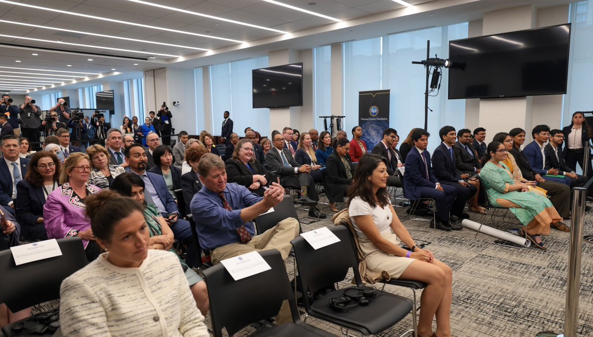 "PM Narendra Modi &amp; First Lady of the US Jill Biden participated in a unique event focused on promoting vocational education and skill development among youth. PM &amp; the First Lady discussed collaborative efforts aimed at creating workforce for the future. PM highlighted various