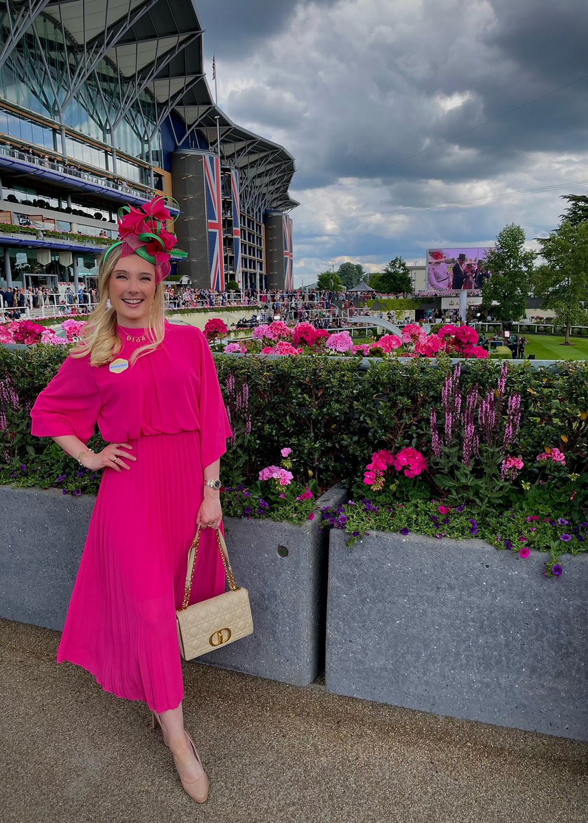 Emily stevens tweet media