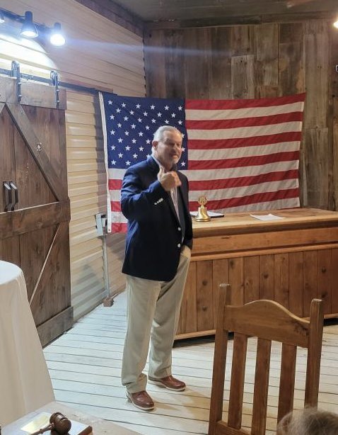 steerstrong's tweet image. Great Installation Dinner last night for our Rotary Club. Handed the gavel over to our new President. I appreciate the trust our club had when they named me President a year ago. #ServiceoverSelf