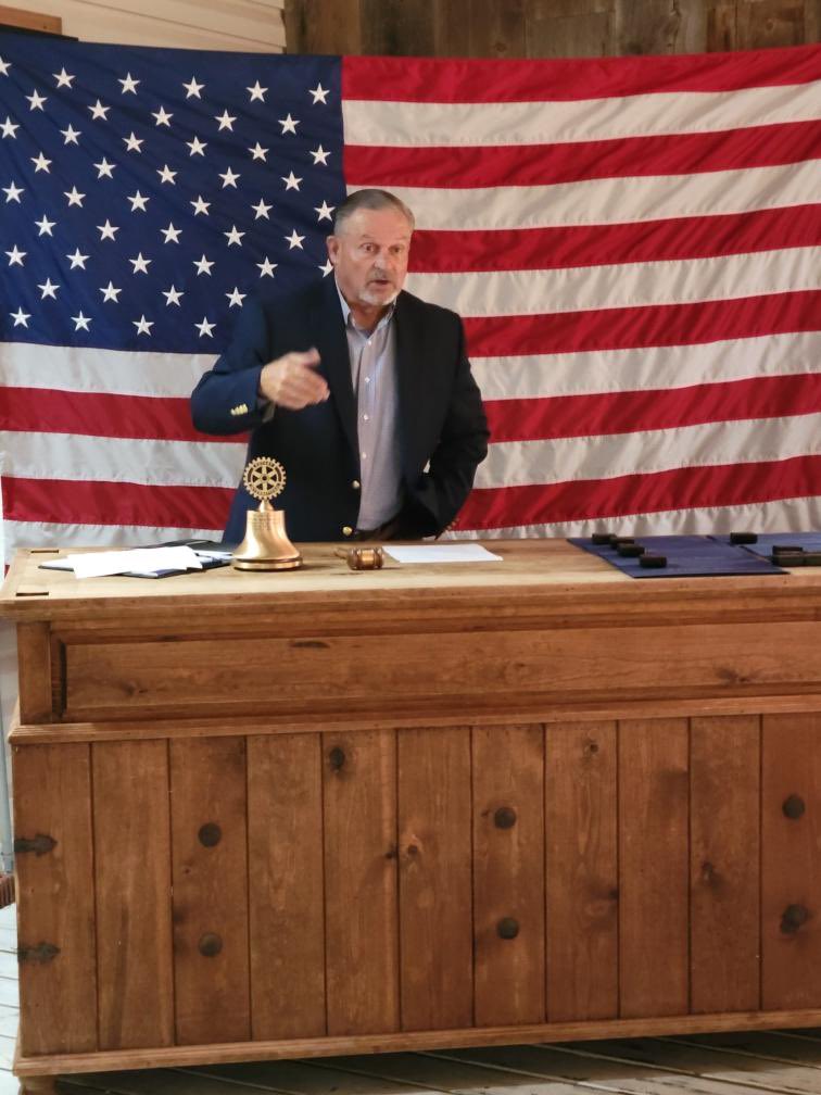 steerstrong's tweet image. Great Installation Dinner last night for our Rotary Club. Handed the gavel over to our new President. I appreciate the trust our club had when they named me President a year ago. #ServiceoverSelf