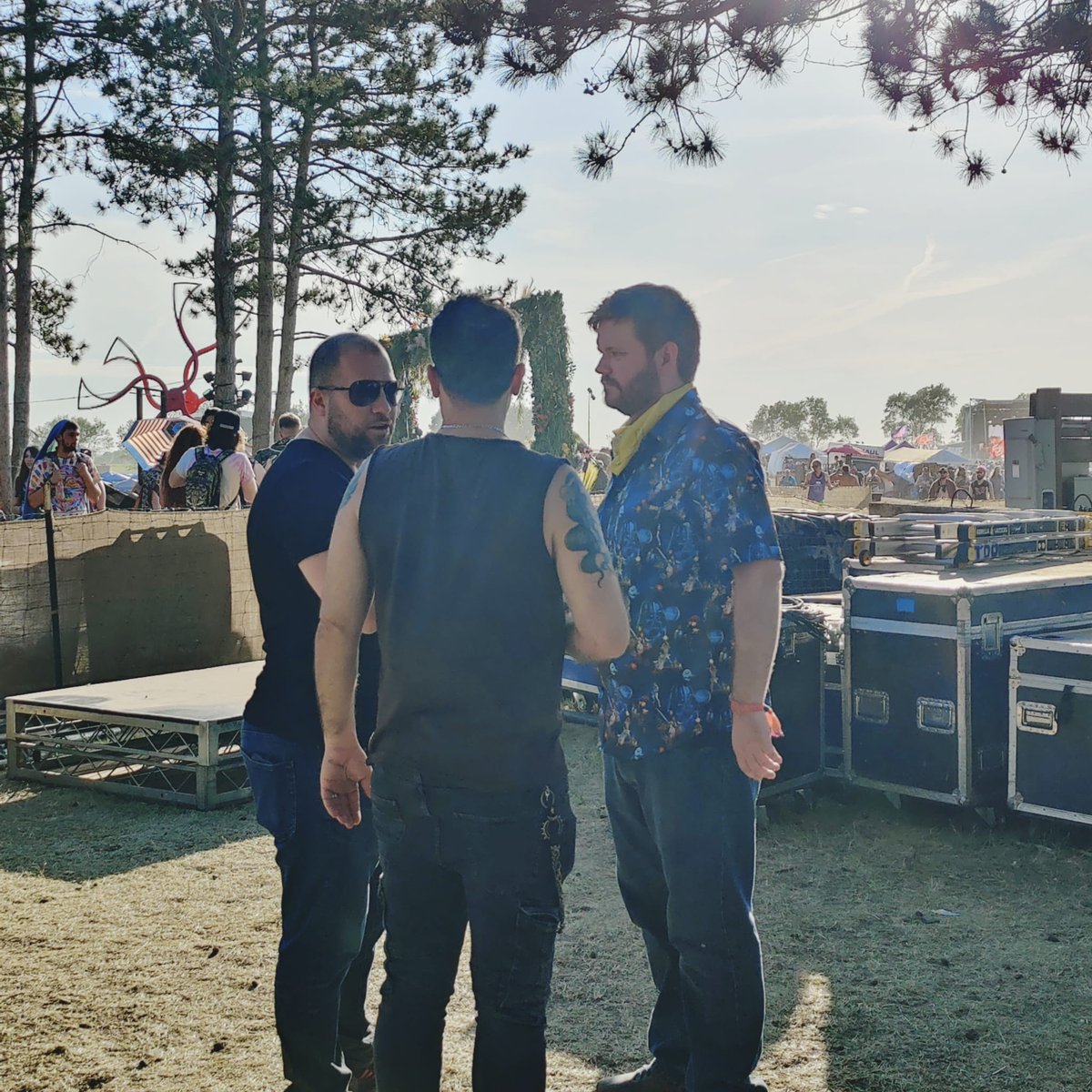 g_nomeproject's tweet photo. One of the hardest parts of tour is saying goodbye to our beloved Crew - the people behind the scenes that help keep this whole thing going.

Thank you Sam, @shlomotions, Shua, and Judah! We couldn't do this without you.

Til next time, friends, may the G-Force be with you... https://t.co/CO1QYShP1s