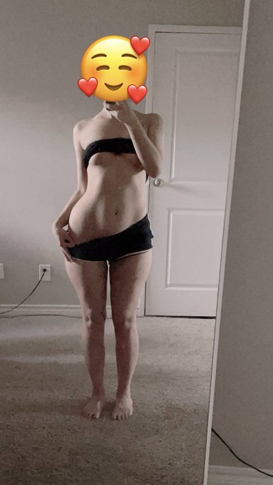 Watch VL ♠️'s leaked NSFW photo on TwXstars