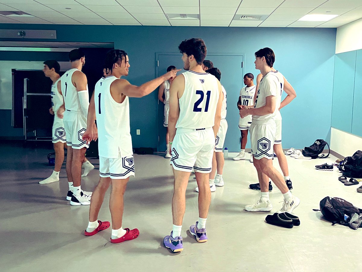 Stonehill Men's Basketball tweet media