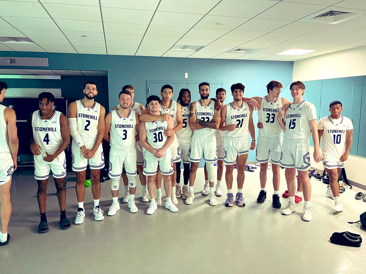 Stonehill Men's Basketball tweet media