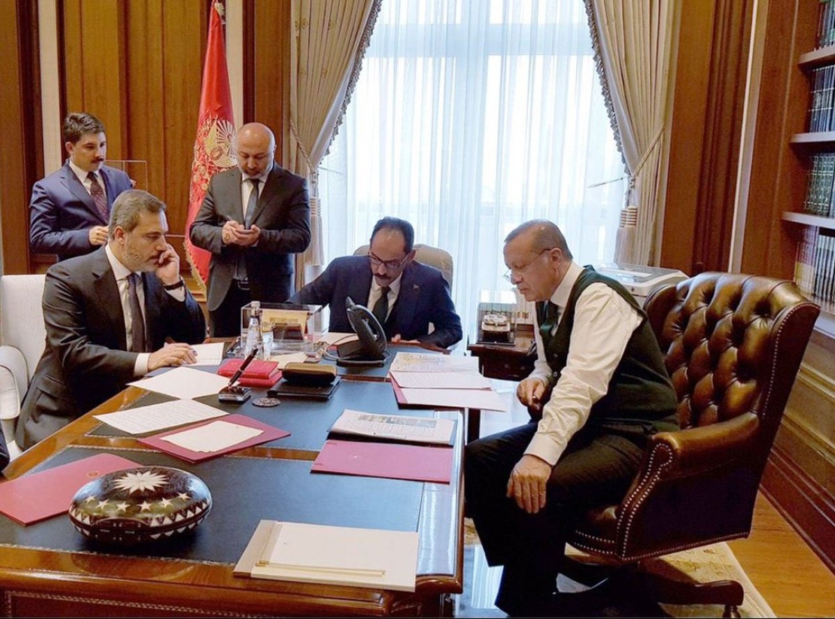 Masaya Bak Şampiyonlar Ligi Gibi 😎