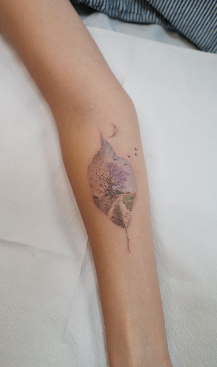 allowtheprocess's tweet photo. I got a tattoo today! It represents my mental health journey. The branches are the fragmentation of the self due to trauma in childhood and the color is the renewal that happened for me after I had my daughter and began treatment. A big moment for me. https://t.co/h6DFywZg6b