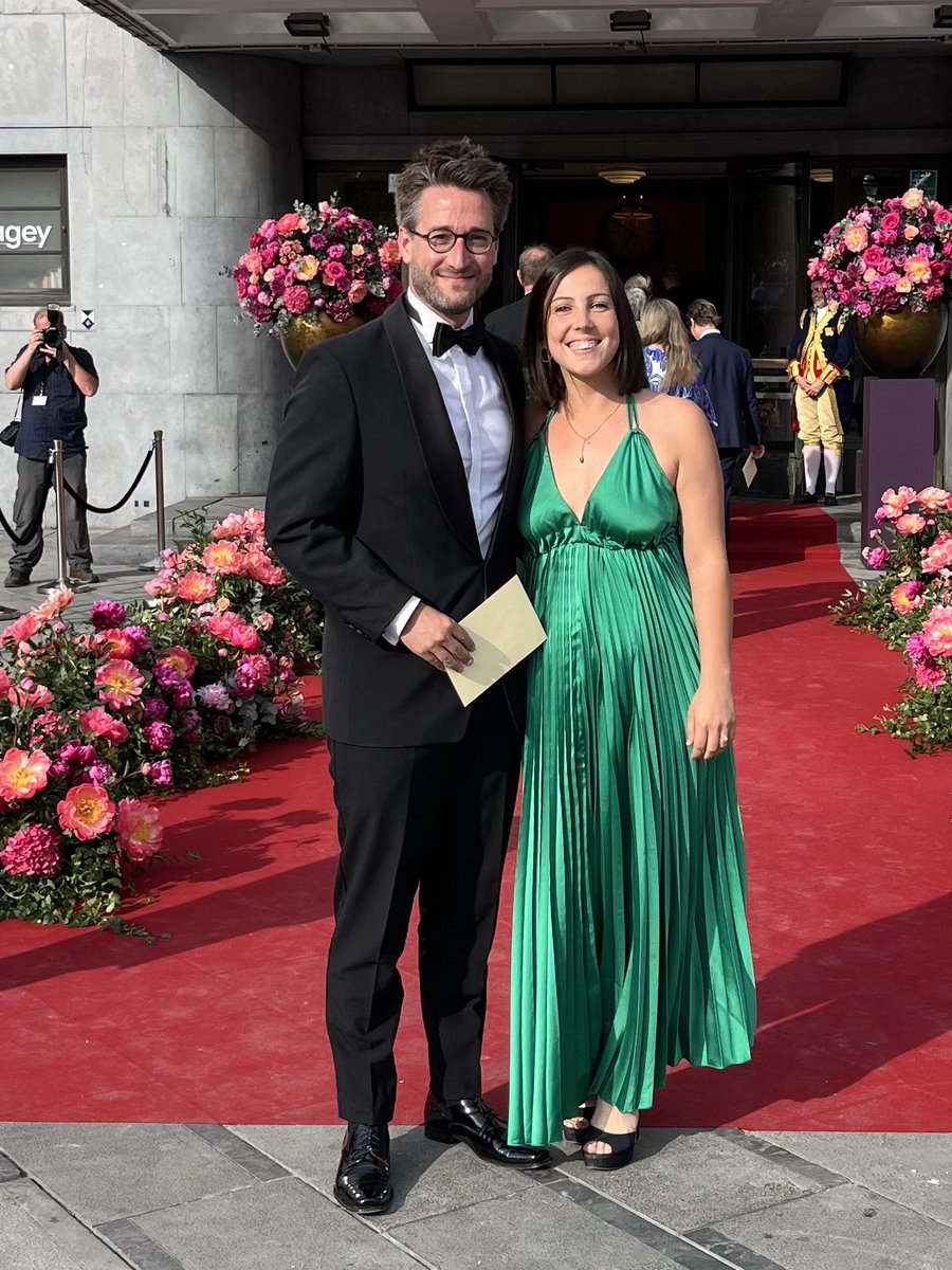Koning Willem-Alexander en Maxima op bezoek in België. 🇳🇱🇧🇪 Hartelijk dank voor de uitnodiging voor een fantastisch koninklijk concert door Amsterdam Sinfonietta, ambassadeur <a href="/PJKleiweg/">PJ Kleiweg</a>. 🎶🤩 <a href="/Koning_NL/">Willem-Alexander</a> <a href="/MaximaKoningin_/">🔸Koningin Má𝕏ima🔸</a> <a href="/MonarchieBe/">Belgian Royal Palace</a>