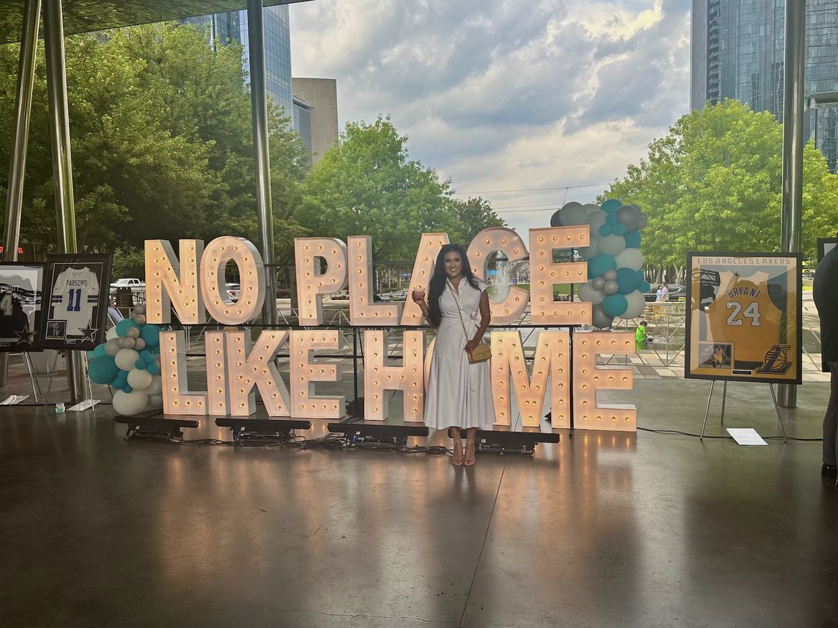 thegoodfdn's tweet image. We had a wonderful time at the 8th Annual No Place Like Home event, and we are grateful that @AustinStreetCtr is working tirelessly to support the men and women in Dallas experiencing homelessness. #HelpThemHome