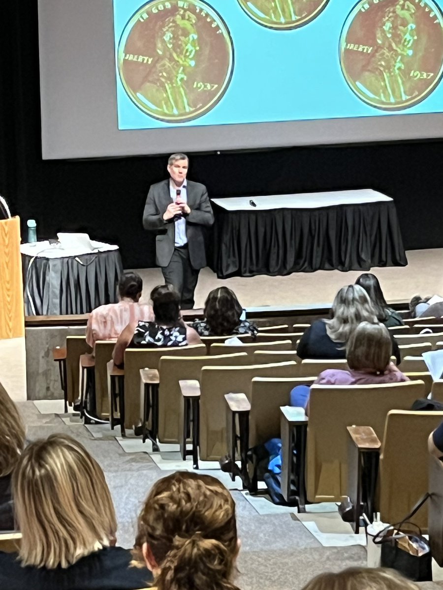 Thank you @KellyGToGo and @DannyBrassell for presenting at the #iowareadingconference2023