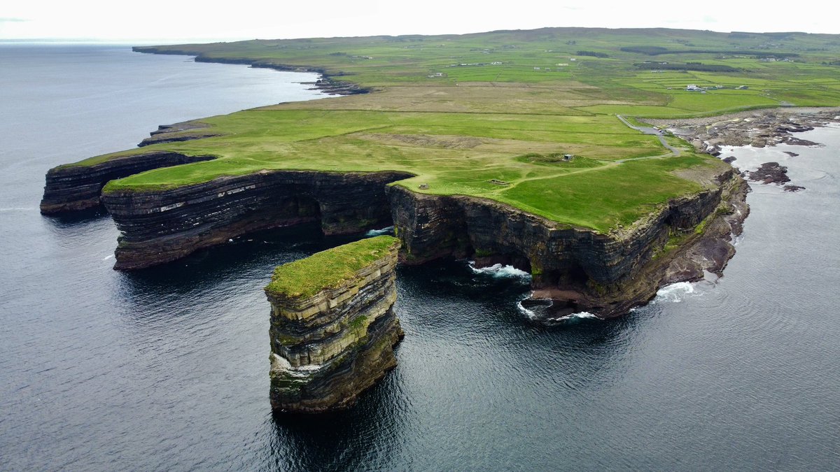 @DJIGlobal 📍 Downpatrick Head, Co. Mayo, Ireland #djimavic