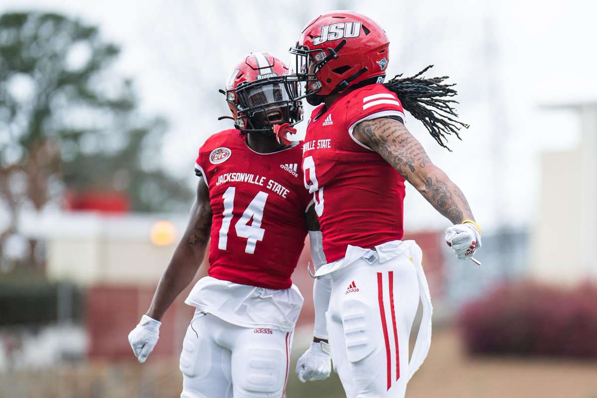 After a great conversation with @CoachTJefferson I am truly blessed to receive an offer from Jacksonville State University!! @adamgorney @JeremyO_Johnson @SeanW_Rivals @ChadSimmons_ @AL_Recruiting @TDAlabamaMag @HallTechSports1 @STJ_FB