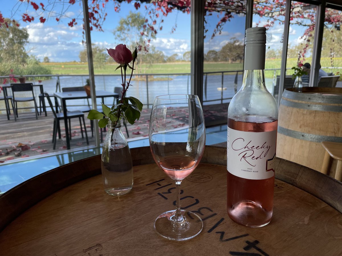 pamandgarybaker's tweet image. Balnaves of Coonawarra is one of the prettiest wineries in South Australia. The winery is surrounded by 900 rose bushes and vineyards. The tasting room overlooks a tranquil pond. And the wines are lovely too! #IFWTWA #WineWednesday #coonawarra #Balnaves #coonawarraexperiences