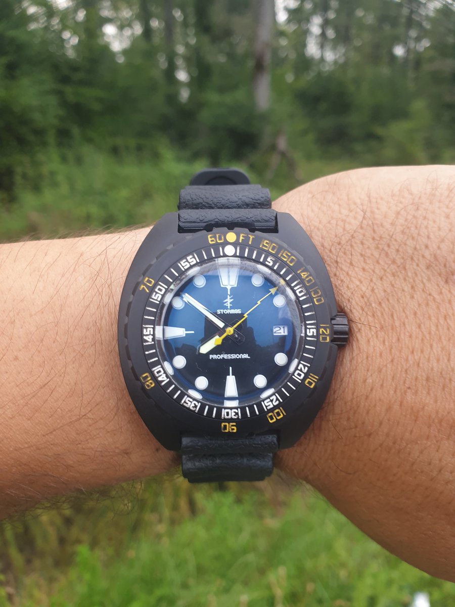 storm95watch's tweet photo. Testing new model. Storm95 microbrand from Croatia that makes military watches. #militarywatch #microbrand #watches #watch https://t.co/8JuRuDWhFj