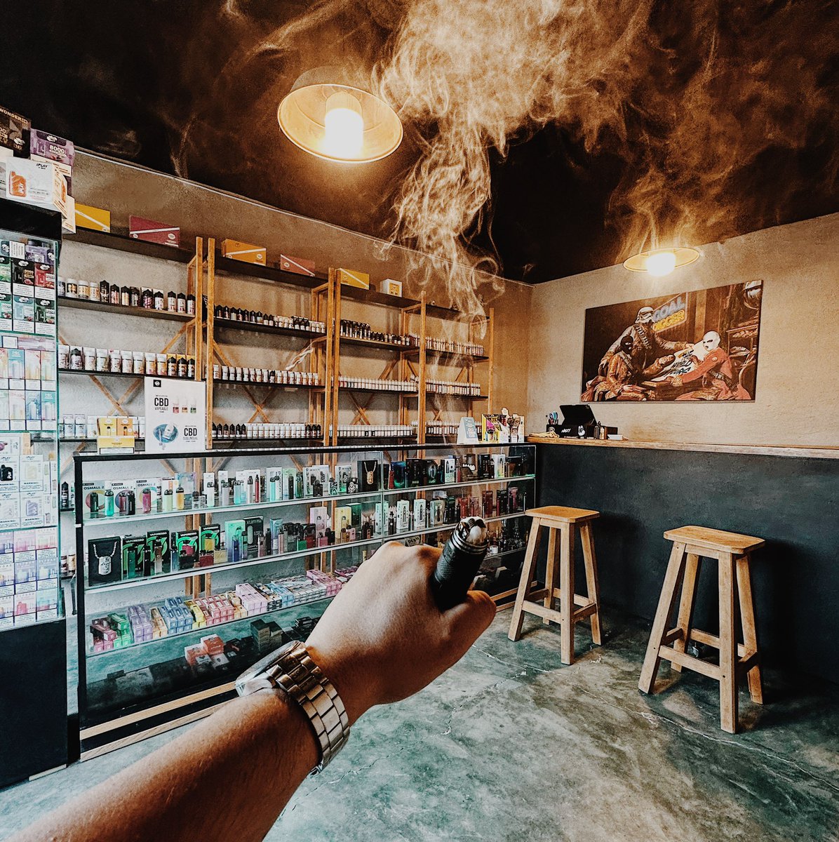 nubevapemx's tweet photo. NUBE VAPE SHOP #explosion #vapeo #vape #vapemexico #vapemx #maskking #iplay #elvapeosalvavidas https://t.co/dxr4M77VUH