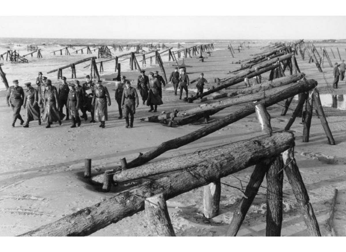 USAS_WW1's tweet image. #FirstDayOfSummer #DadJokes #History #MidsummersDay #Midsummer How to tell quickly if someone is a historian or not, ask them what the Longest Day is...
June 6: Historian
June 21: Not a Historian
😂😂😂