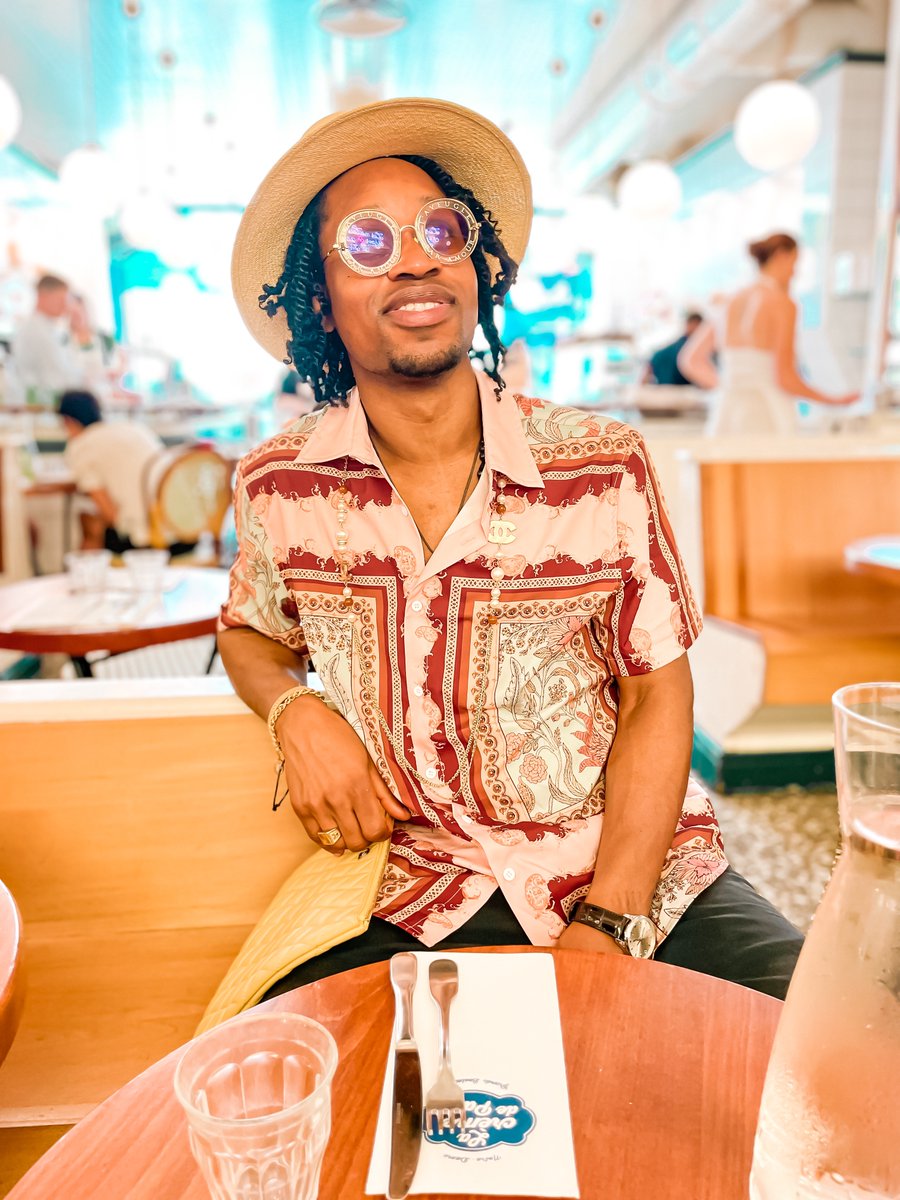 scoopybenz's tweet image. The god of this age has blinded the minds of unbelievers, so that they cannot see the light of the gospel that displays the glory of Christ, who is the image of GOD 

#DripDRip💧💧 
#PARISISMAGIC 🗼
#PULLUP
#corinthians #WordofGod
