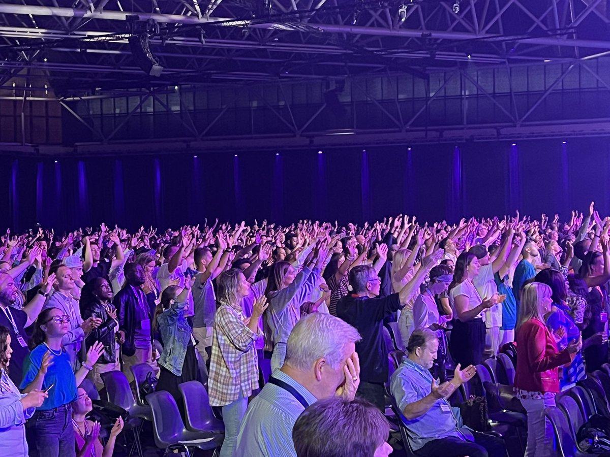 David E. Ramirez tweet media