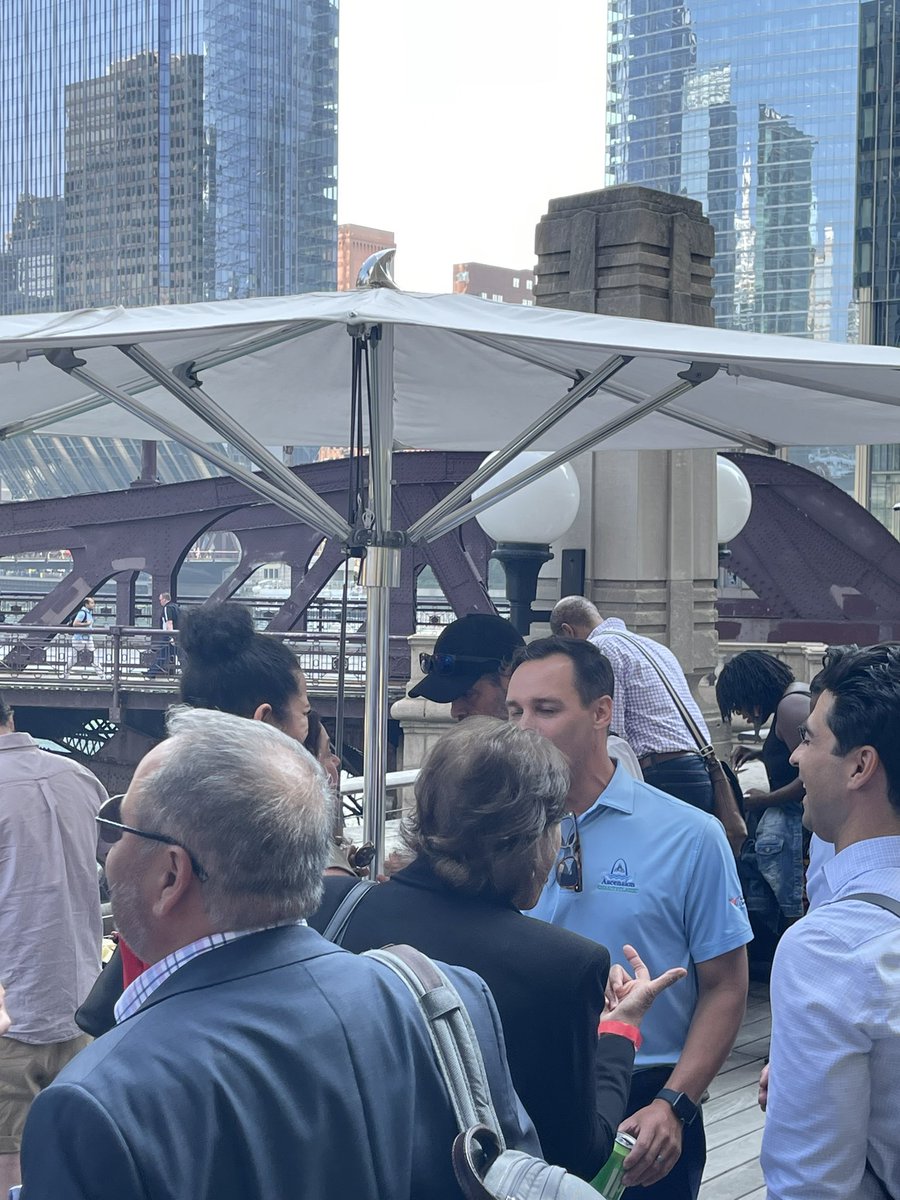 BetsyZEO's tweet image. It’s a party on the river for @1871Chicago  #Juneteenth2023 Come on over !