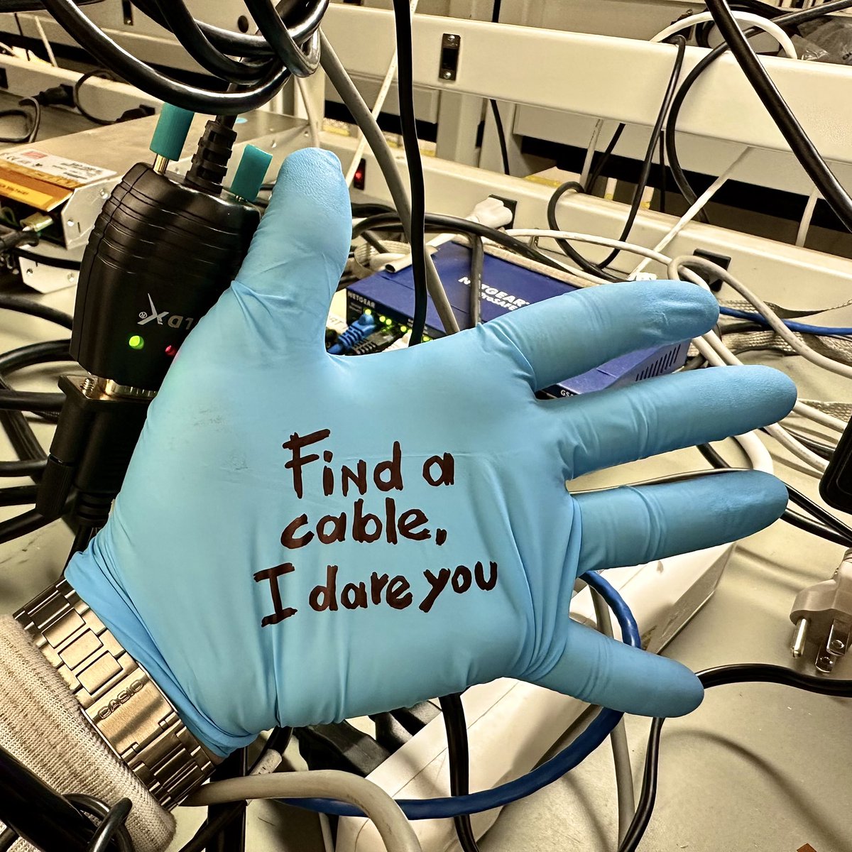 AlansPoint's tweet image. so...