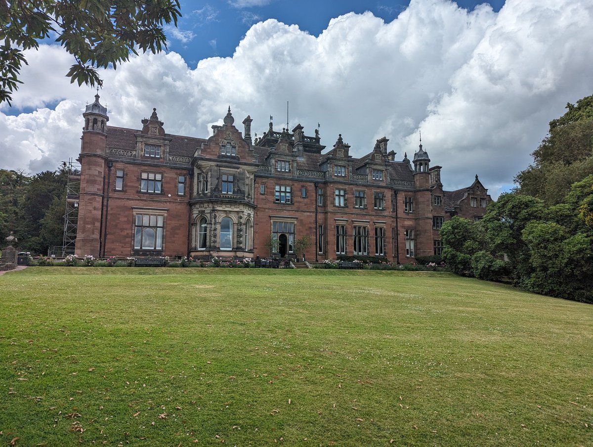 MeganCareers's tweet photo. Back home from a brilliant couple of days at #AGCASAC23 - feeling really grateful and inspired to work in such a brilliant profession, with amazing colleagues past and present 🥰
Also very nostalgic wandering around @KeeleUniversity - felt like a tour guide at times! https://t.co/3Bg4AAfxdx